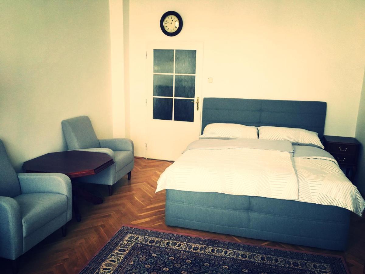 Apartment Anna Vysehrad 프라하 외부 사진